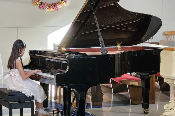 Pianist2_600x400